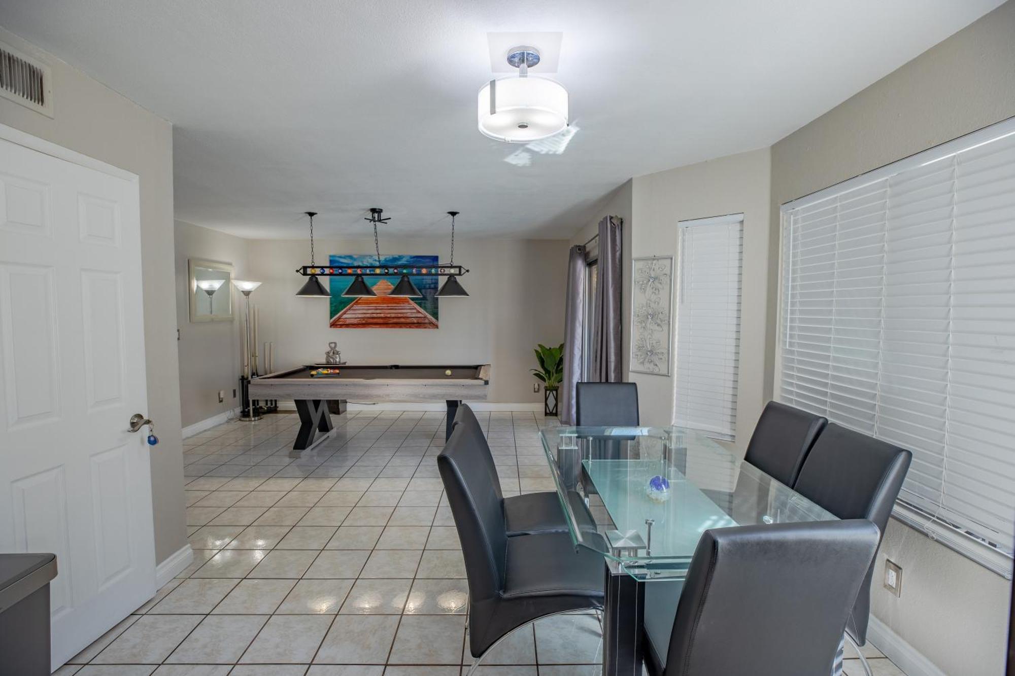 1800 Sqft House W/Heated Pool Spa 13Min From Strip Villa Las Vegas Dış mekan fotoğraf